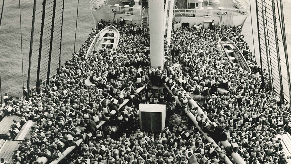 troops on queen mary 16x9