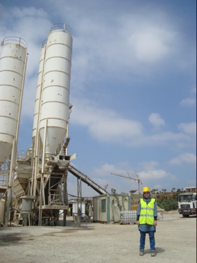 Houda DAHMANI : Working in the rail industry, managing teams and family life