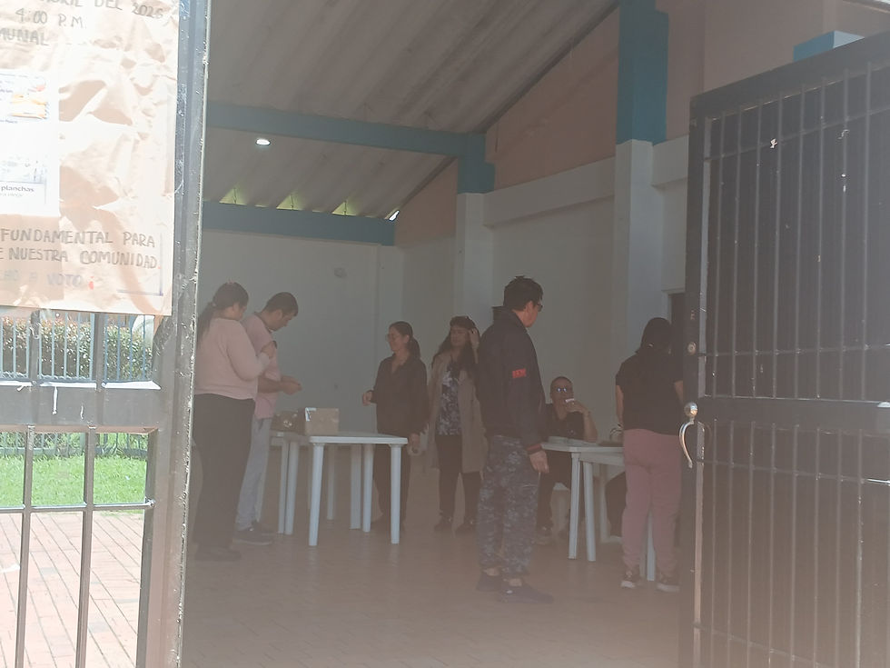 Votaciones de la junta de acción comunal del municipio de Mosquera ( Foto tomada por Mariana Albarracín en el municipio de Mosquera)