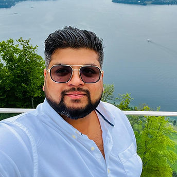 WhatsApp Image 2026-01-28 at 21.03_edited.jpg