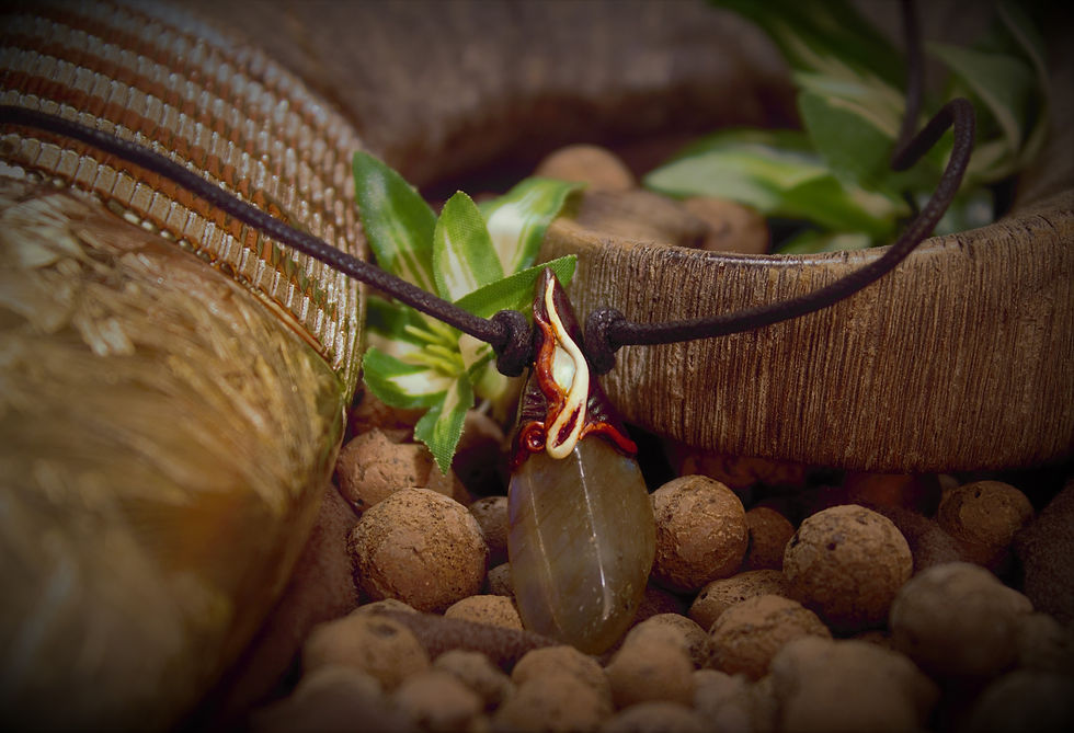 Miniaturbild: Labradorit (blue Water )   Abalone(Perlmutt)