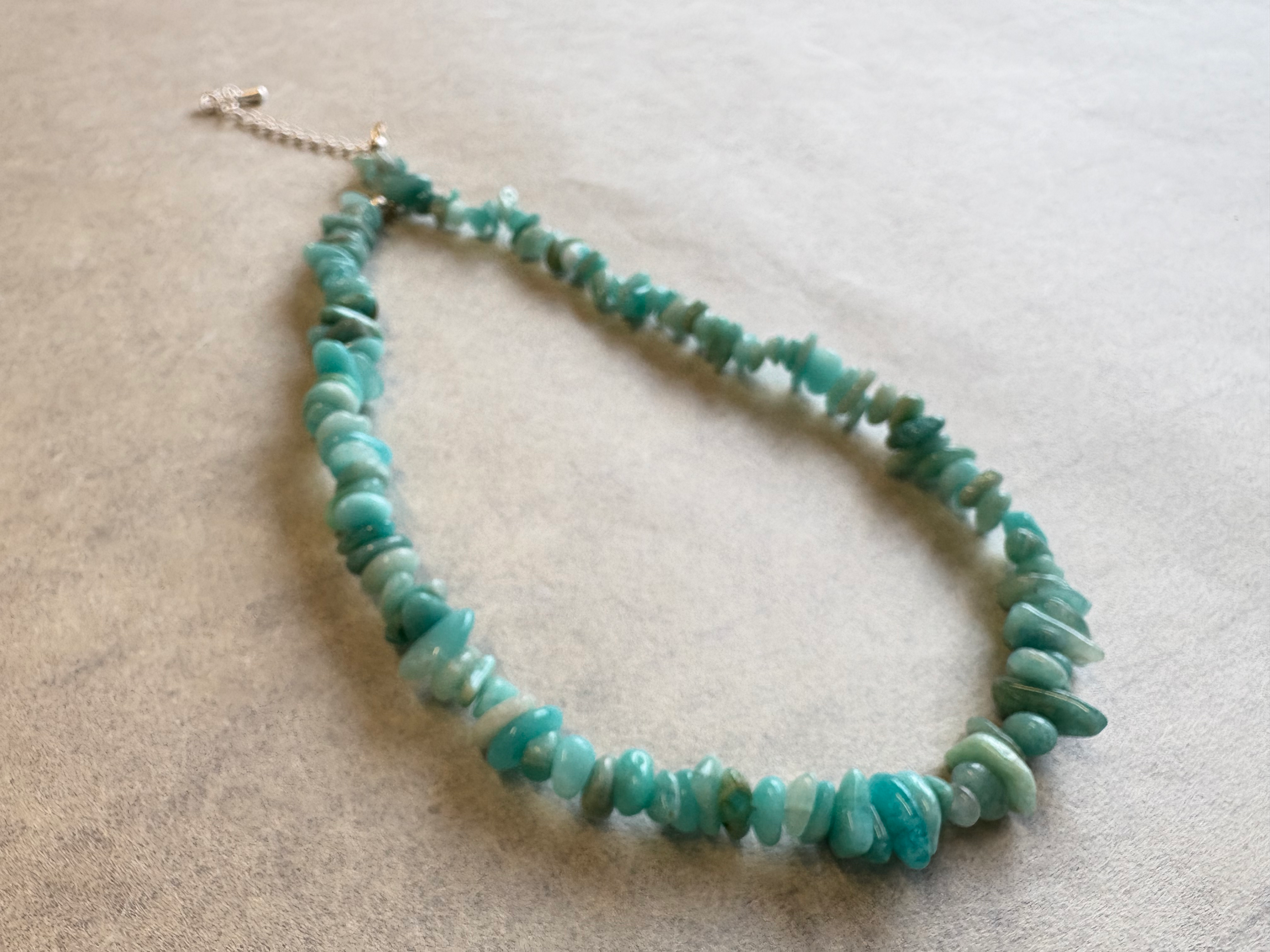 アマゾナイトチップネックレス