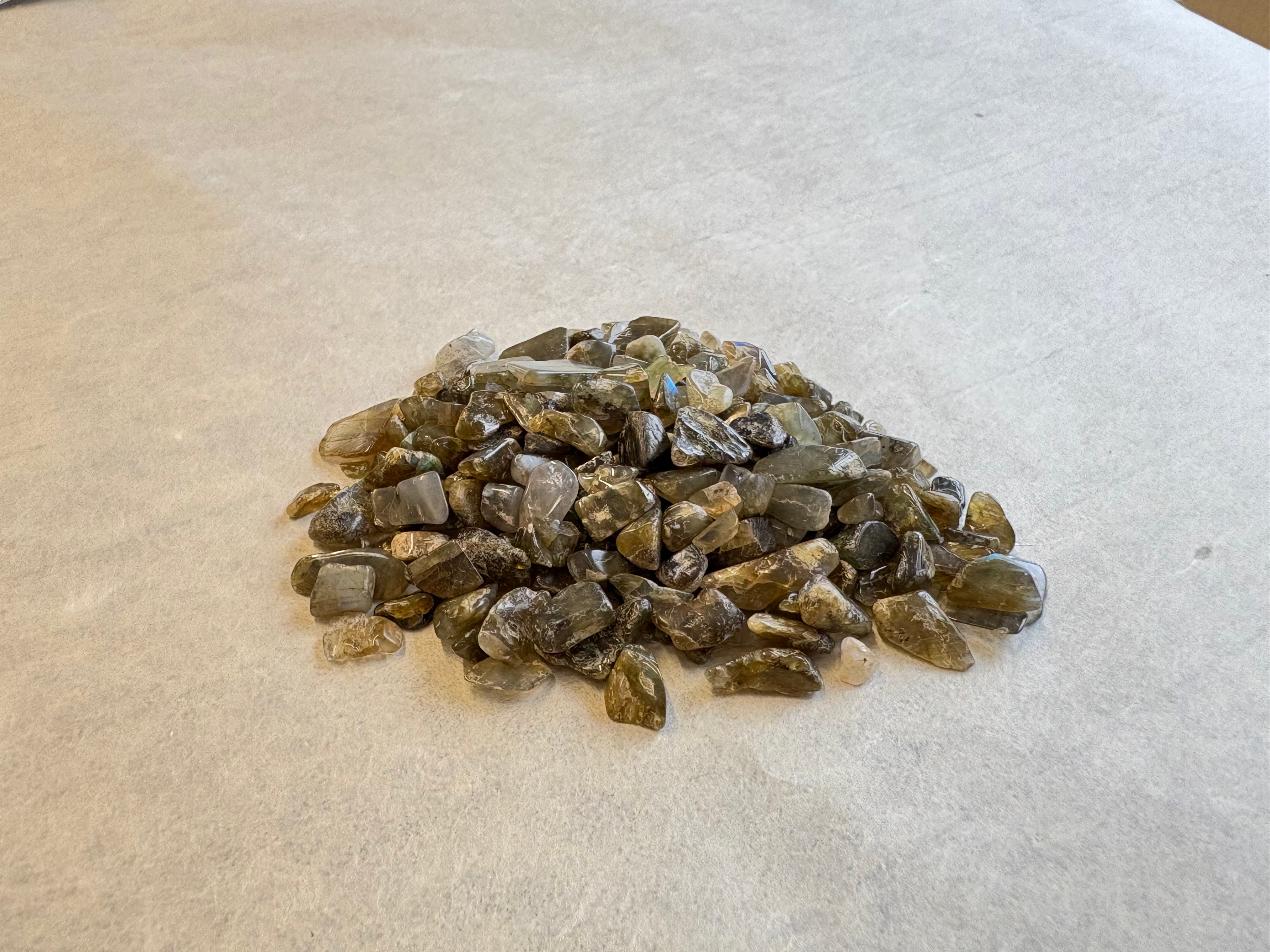 【マダガスカル産】ラブラドライトさざれ石100g