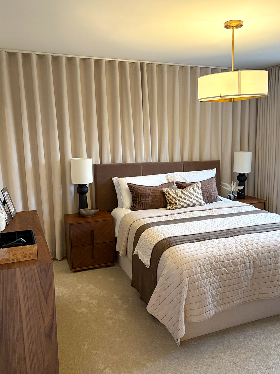 WALLER_Dandara_Priors_House1_Bed3a