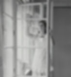 Grayscale Fin Bild_edited.jpg