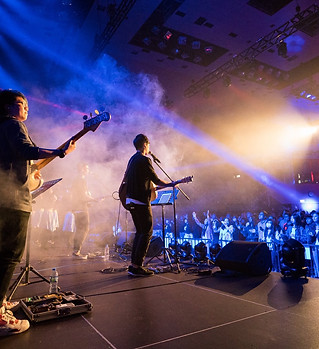 2016 worship night MacPherson Stadium 01