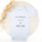 Lichtblauwe romper met tekst 'fijne (eerste) moederdag lieve mama' en de naam van het kindje