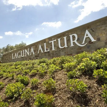 Laguna Altura community entrance monument in Irvine, CA 