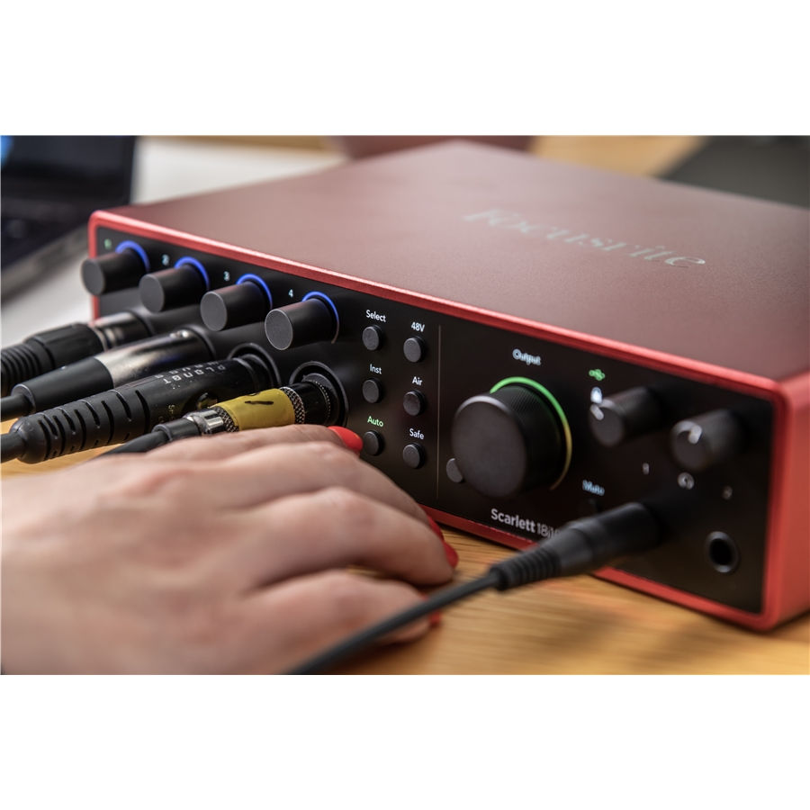 Miniatura: Focusrite Scarlett 18i16 4th Generation
