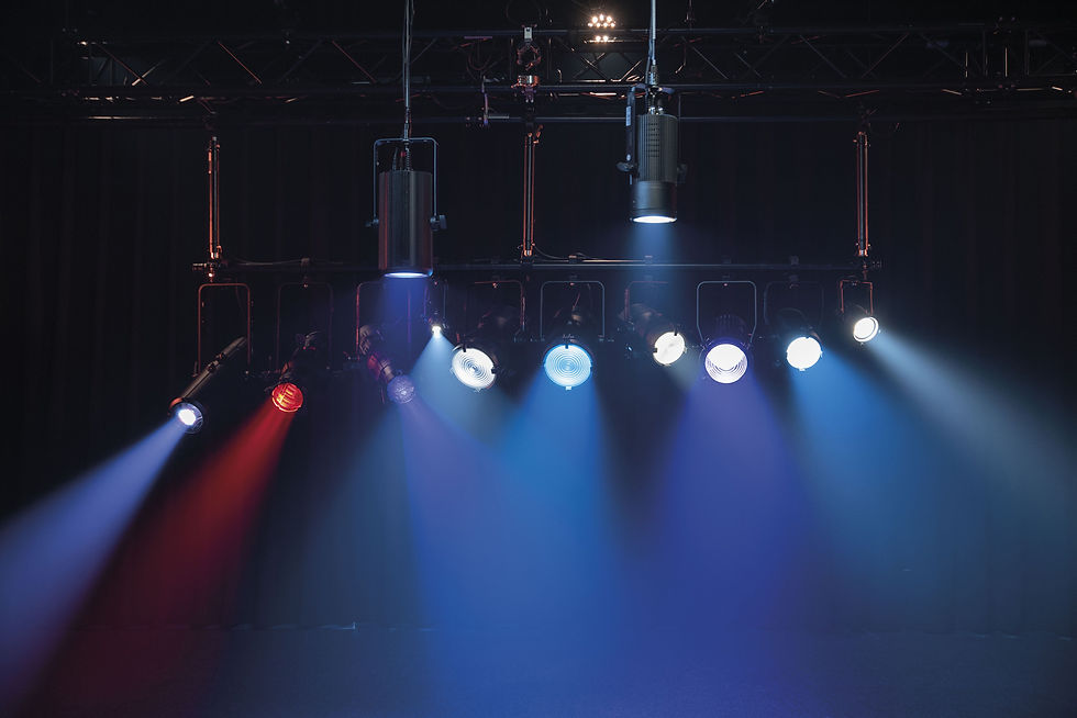 Miniatura: SHOWTEC - Performer Fresnel 2000 DDT MKII