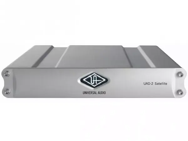 UNIVERSAL AUDIO UAD-2 Satellite Firewire Quad Core