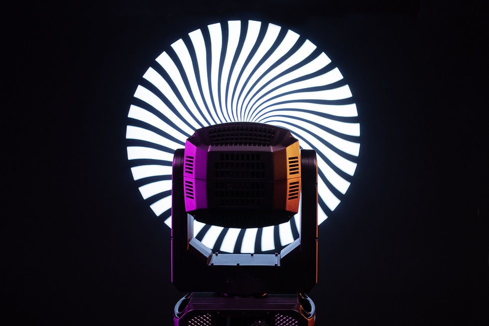 Miniatura: INFINITY - FURION S402 SPOT