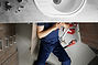 MONTEUR INSTALLATIONS SANITAIRES