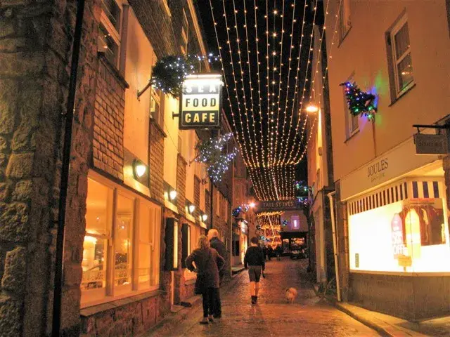 St Ives Town centre 