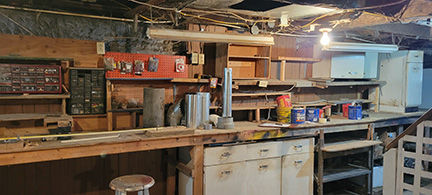 Farmhouse for sale in Bergholz, Ohio, on 1.75 acres basement