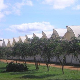 Ardigo Net House project providing crop protection and superior ventilation for commercial farming in a hot, arid climate.