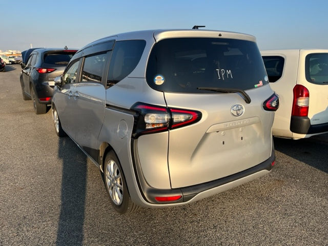 Thumbnail: TOYOTA SIENTA NSP170 2017M G 7SEATER