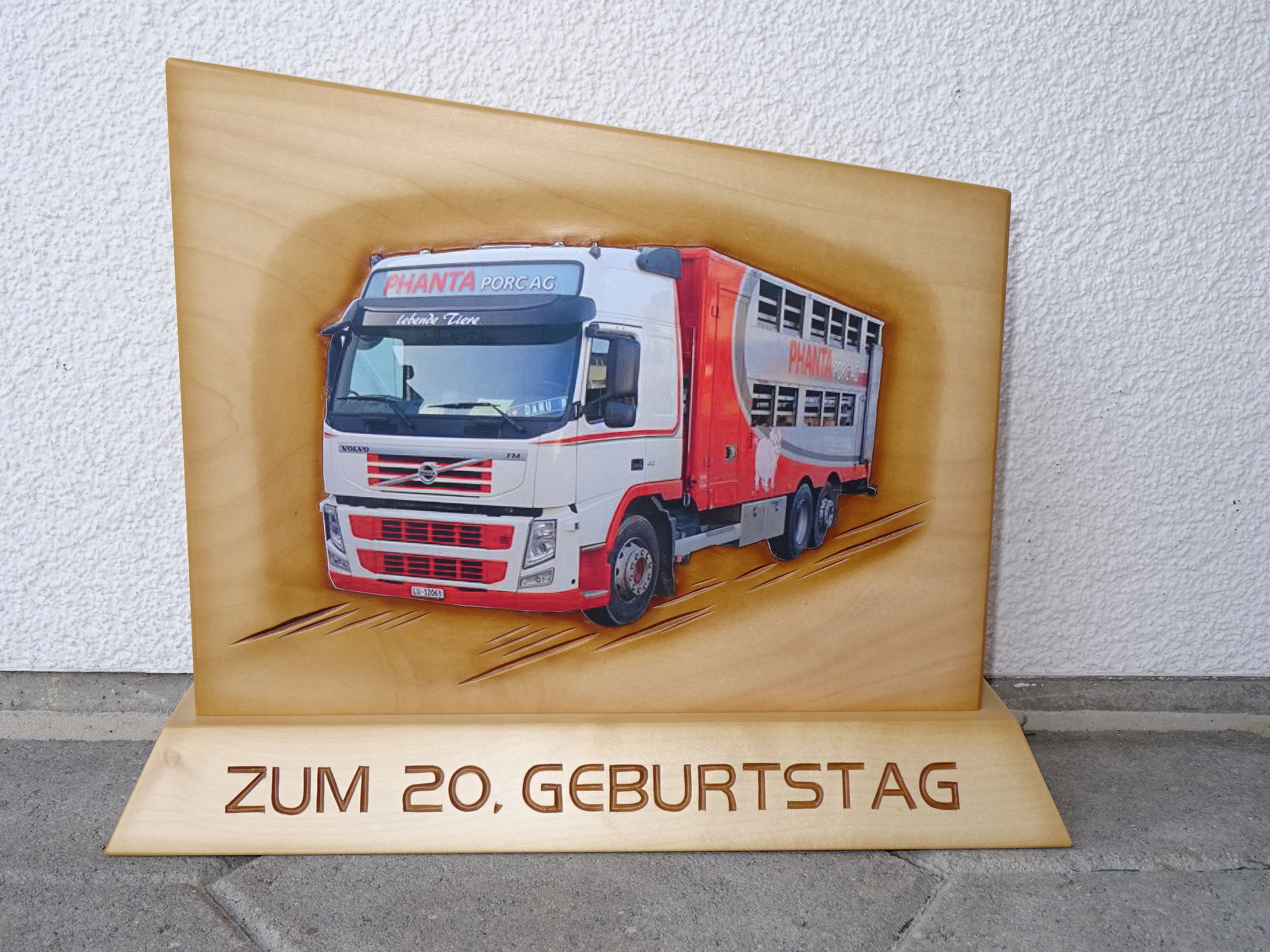 Tafel mit Lastwagen