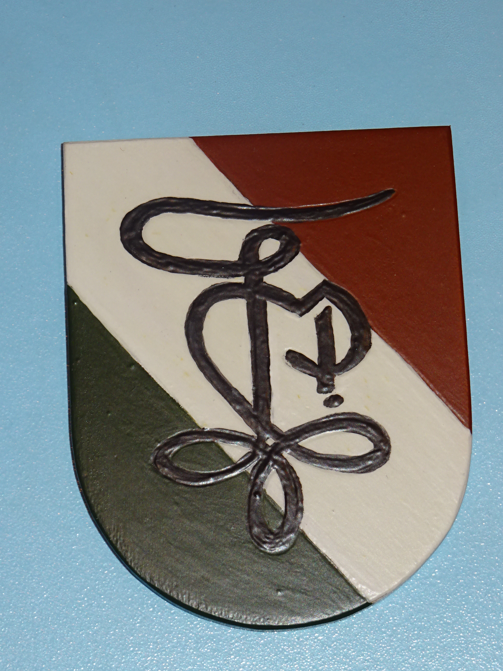 Wappen aus Holz