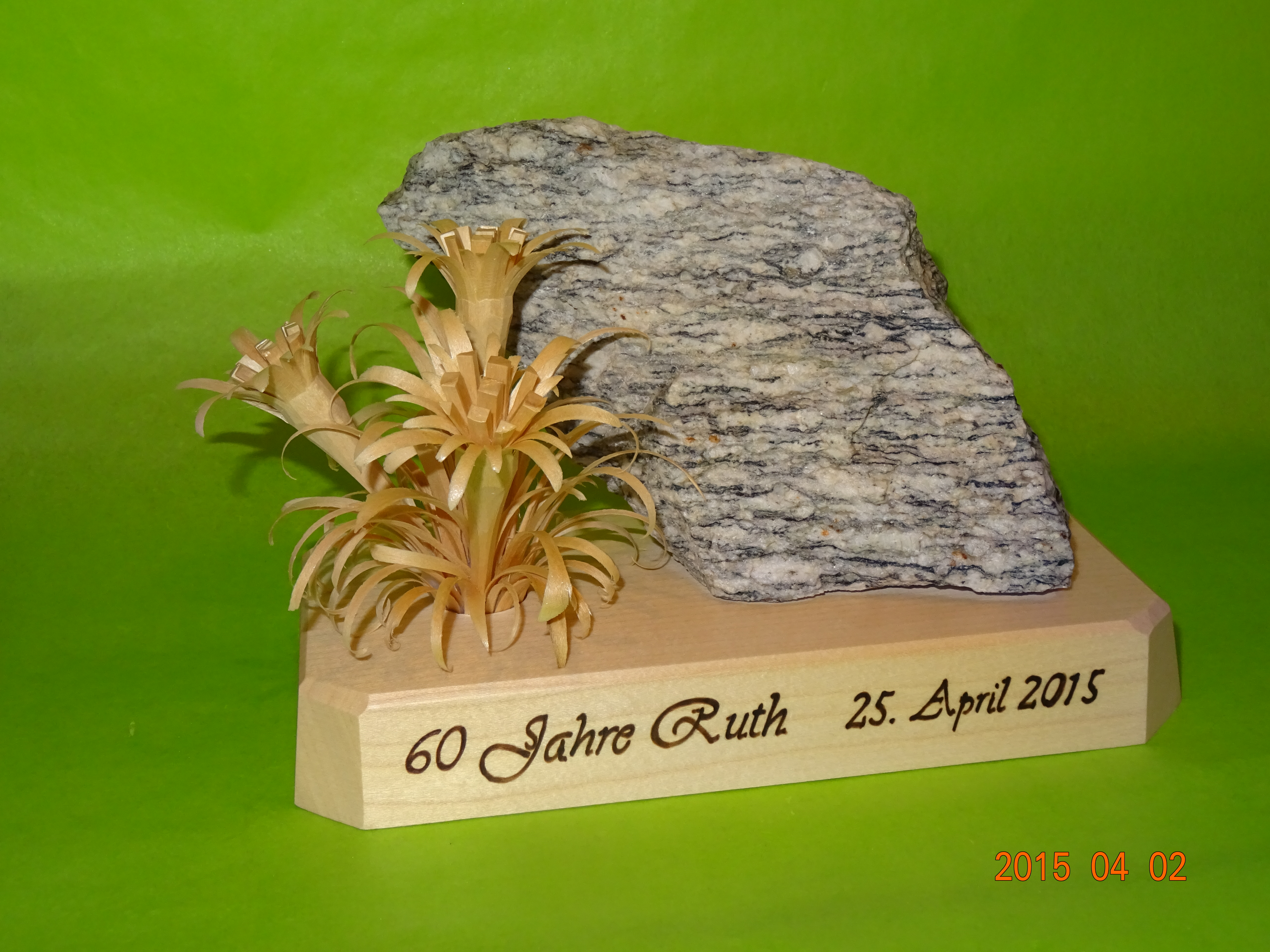 geschnitzte Edelweiss