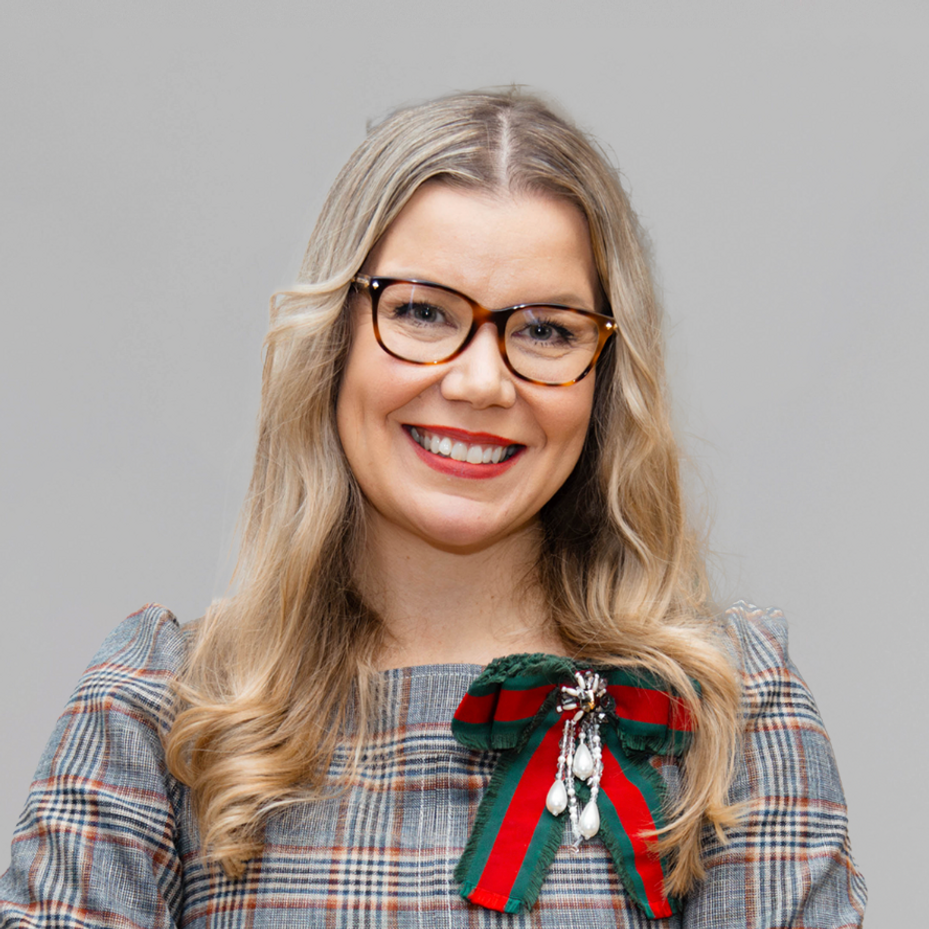 Kuvassa Hanna Saari.