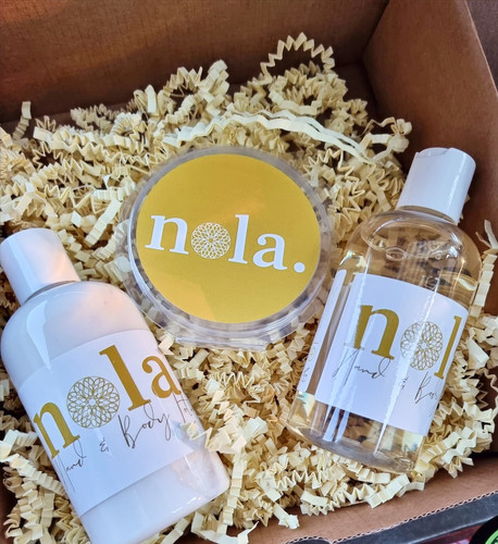 Peppercorn & Raspberry Gift Box | Colliery Candle Co