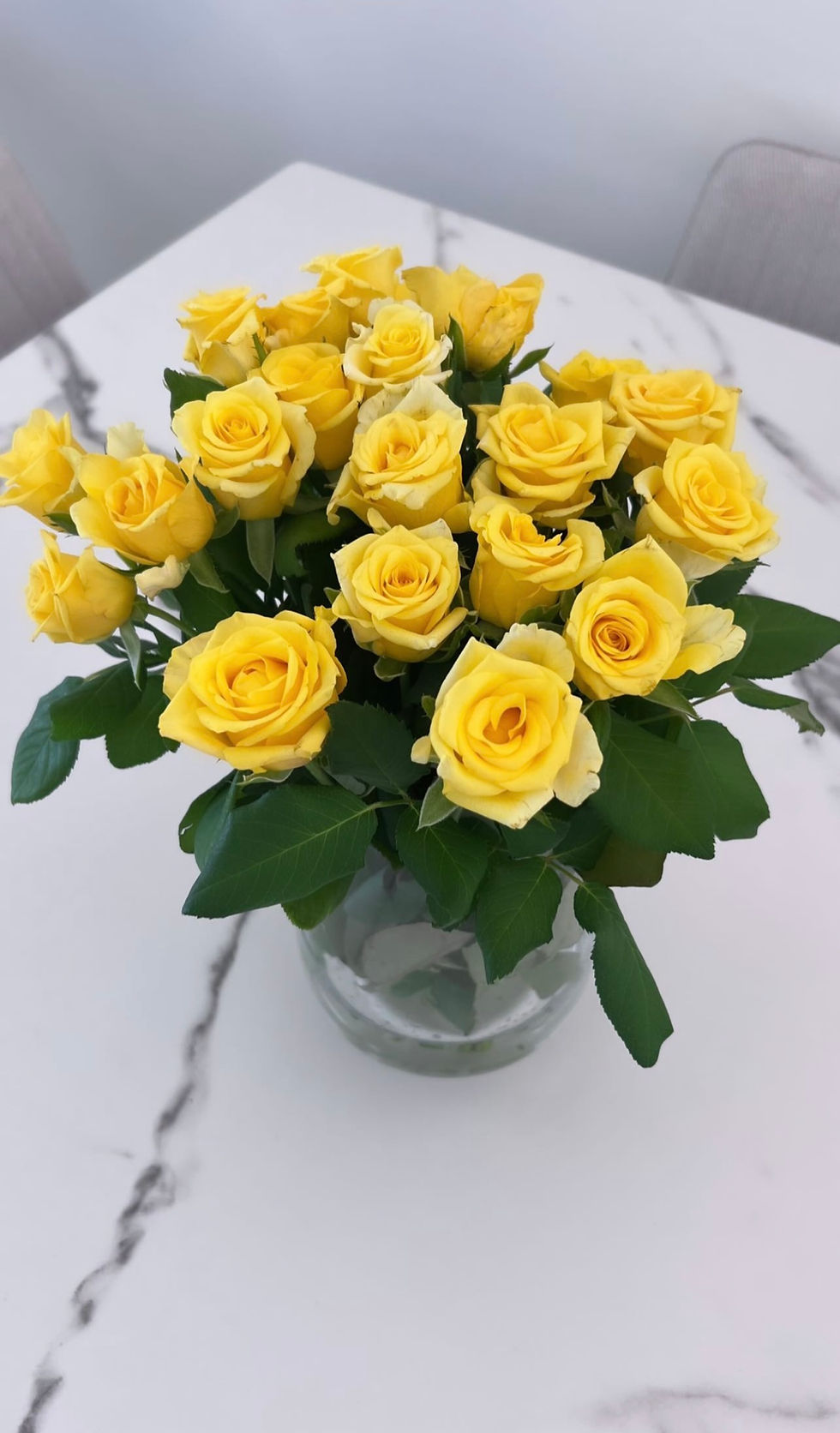 20 Yellow Roses