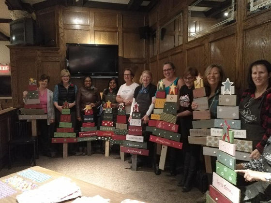 November Sip & Dip - Pallet Christmas Trees