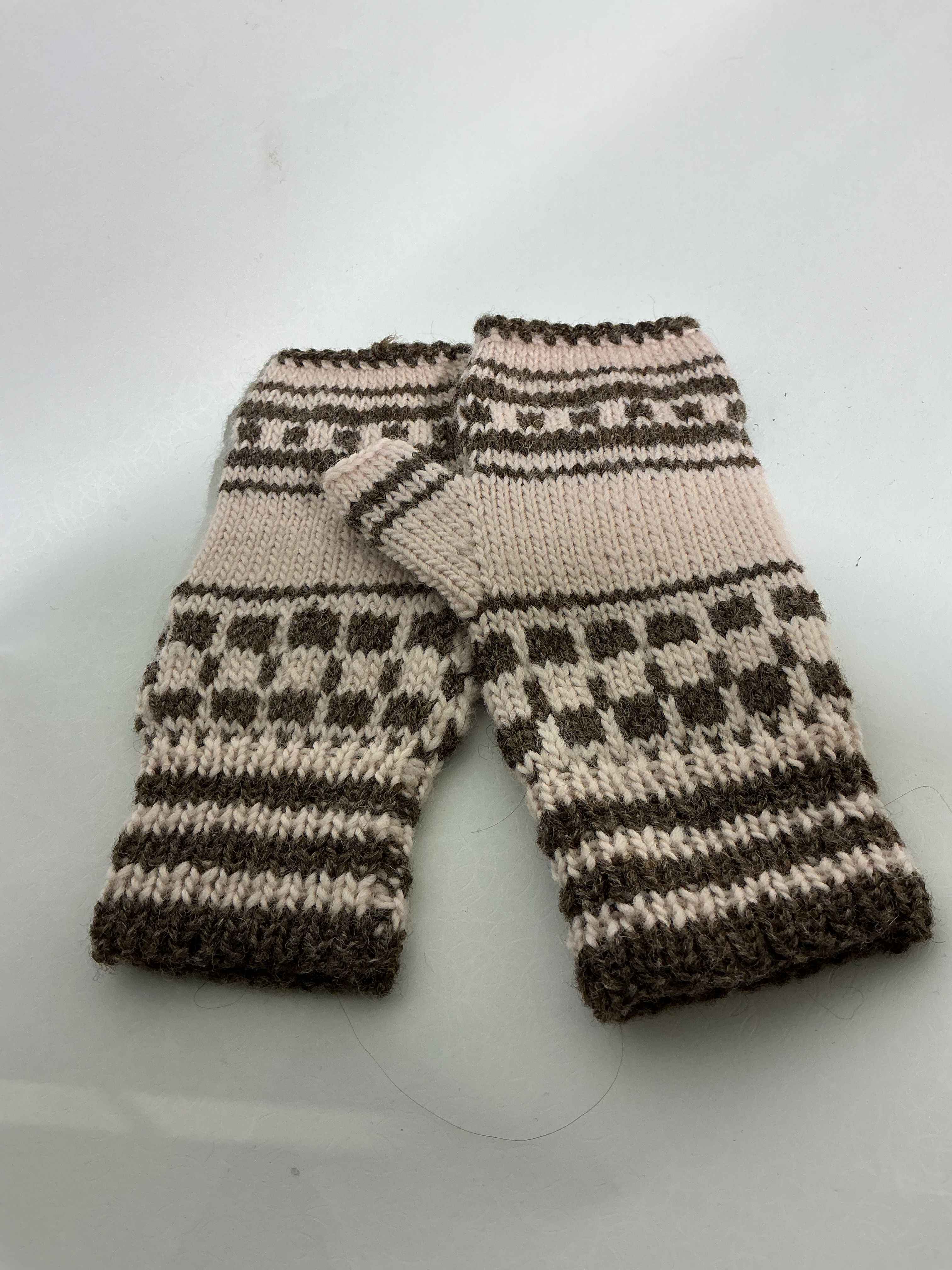 Varm beige/ brune pulsvarmere