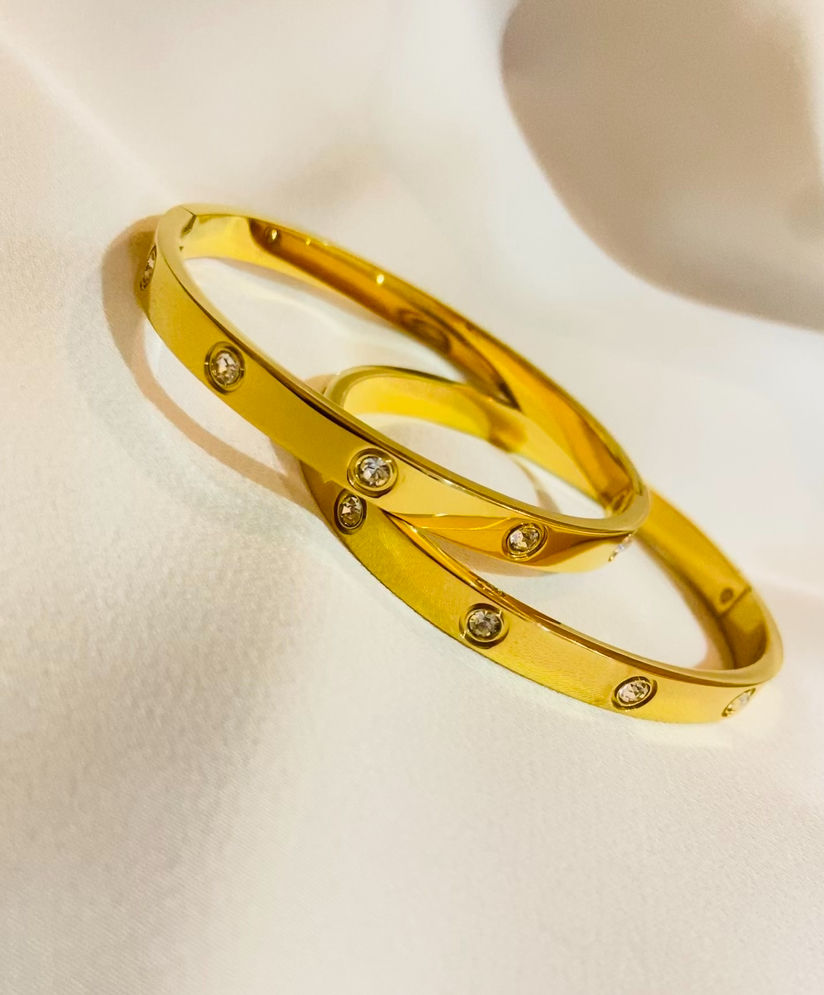 Elite Love Bracelet - each