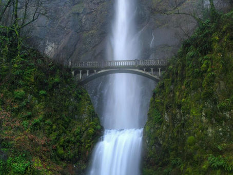 Explore Oregon's Tallest Waterfall: Multnomah Falls in Corbett