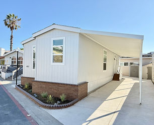 Amazing 3 bedroom beach cottage for rent in Huntington beach. Walk to the beach