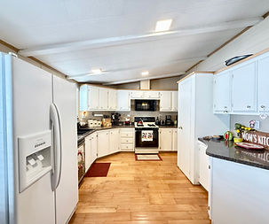 Beautiful remodeled three-bedroom mobile home in Orange, California