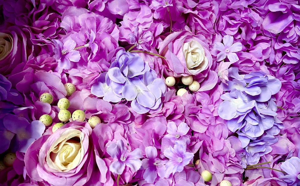 台灣花藝比賽冠軍謝垂展老師擔任首席藝術總監，率領專業資深園藝景觀團隊，為顧客量身打造專屬的造景設計。免費諮詢，報價費用可議。Horticulture and Landscape Design for businese