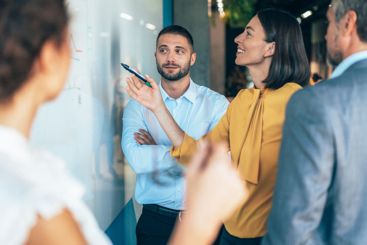 The DESIGN step incorporates insights from coaching conversations and assessments.