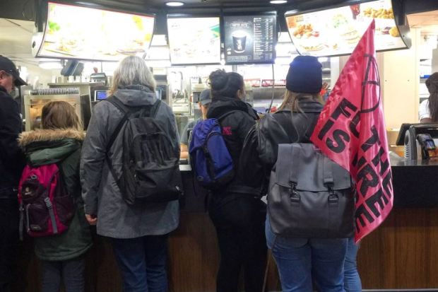 “No Fashion on a Dead Planet” UK Extinction Rebellion Targets Fashion Industry and Airport