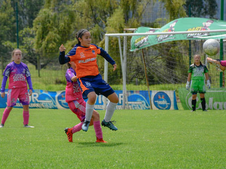 Girls Soccer: Speed Drills for Football Fitness (11-12)