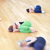 What to expect in a contemporary dance class for adults