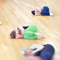 What to expect in a contemporary dance class for adults