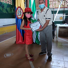 Primer puesto lectura primaria Sofía.png