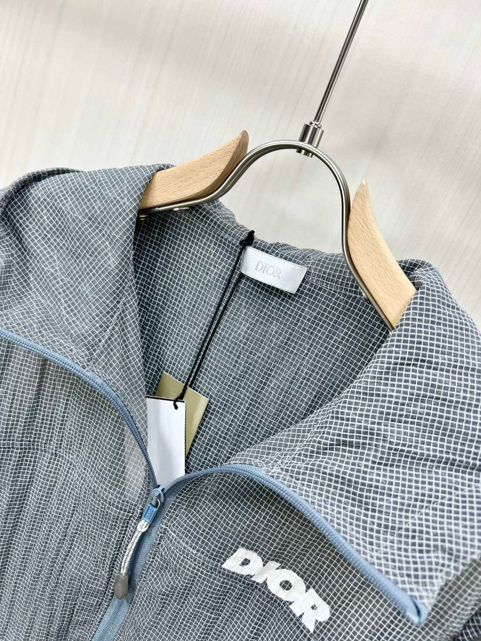 섬네일: DIOR 비치 캡슐 2024 비치 컬랙션 봄 여름 가을 상품