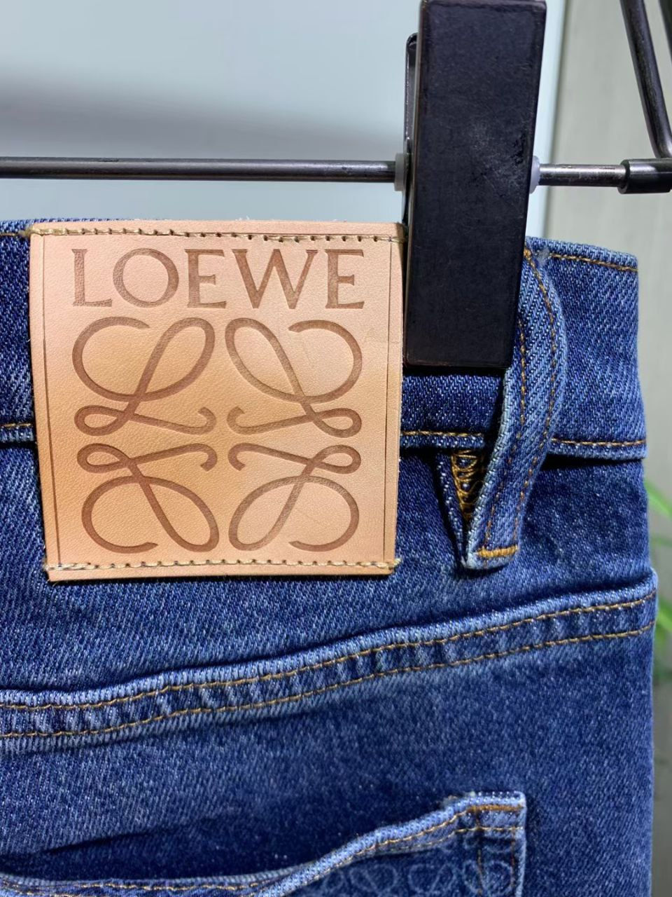 섬네일: LOEWE 로에베  청바지