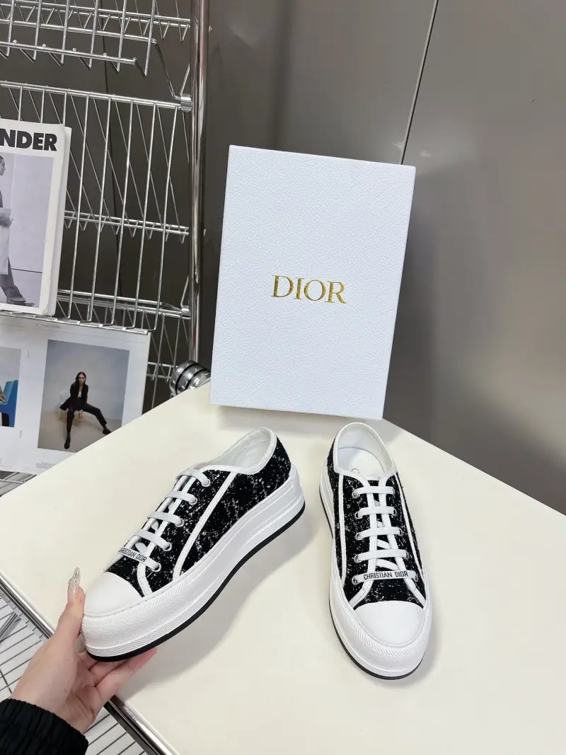 섬네일: 【 Dior 】 워크 앤 디올 플랫폼 스니커즈 ( 모든 명품 신발 문의 )