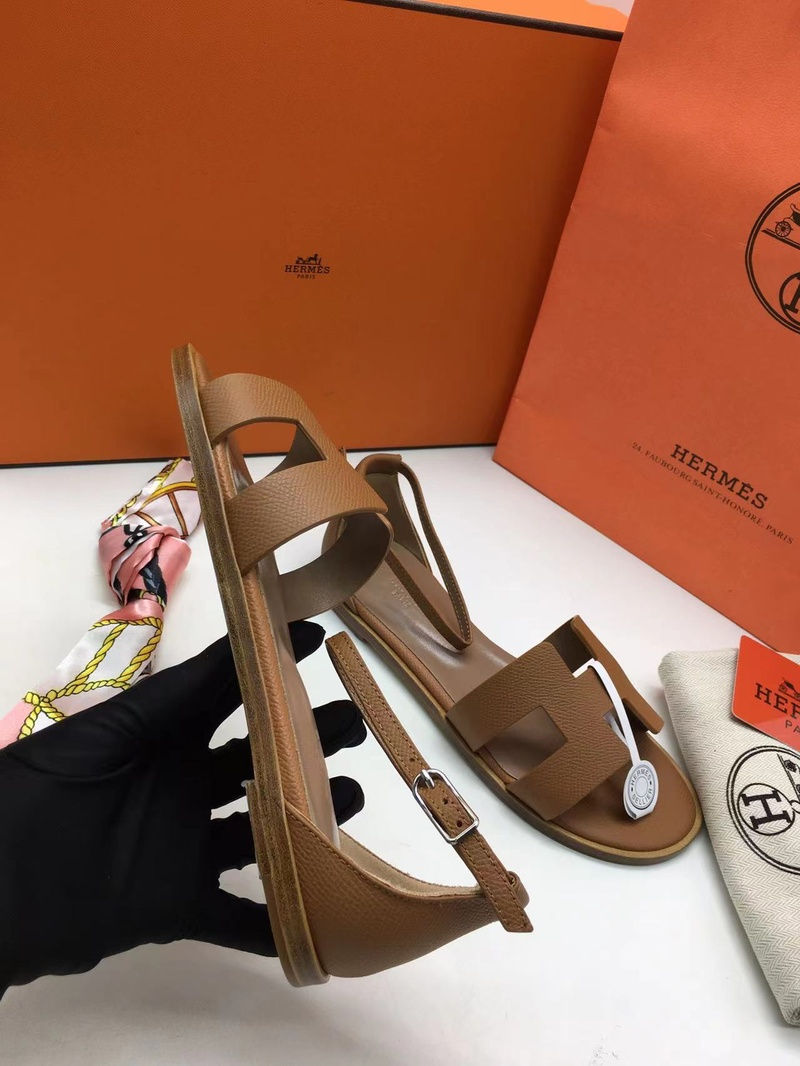 섬네일: 에르메스 산토리니 앱송 샌들 최고퀄  ㅡ모든 신발 문의주세요ㅡ