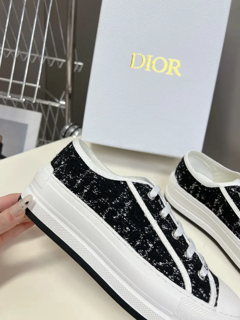 섬네일: 【 Dior 】 워크 앤 디올 플랫폼 스니커즈 ( 모든 명품 신발 문의 )