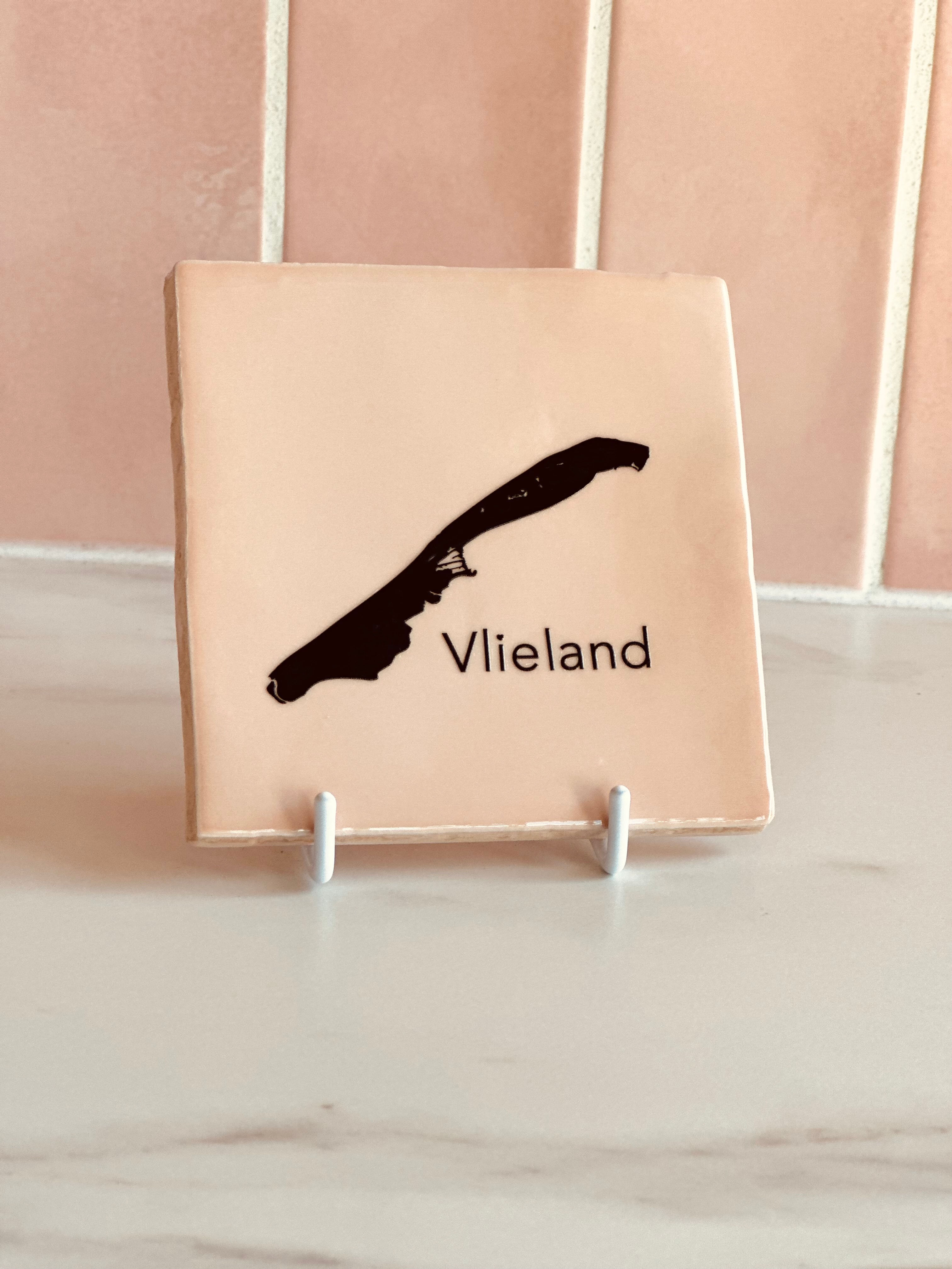 Tegeltje Vlieland -  Peach met zwart