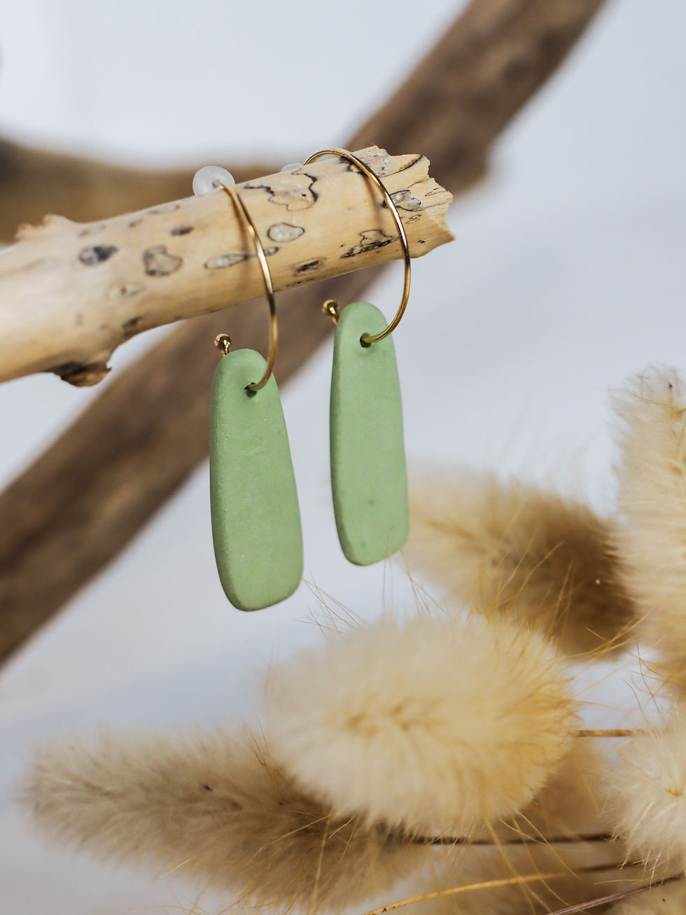 Miniature : Boucles d'oreilles ocres, vertes et blanches