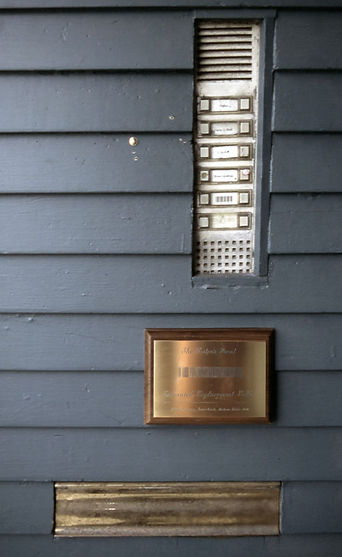 Doorbell small.jpg
