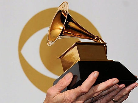 ¡Los Grammy siguen evolucionando! La Academia anuncia nuevas categorías para 2027, buscan reflejar la diversidad y el crecimiento de la música🏆🎶✨ 
