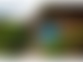 Para celebrar el décimo aniversario de "El Hobbit" podrás hospedarte en sus curiosas casitas 🏠😱